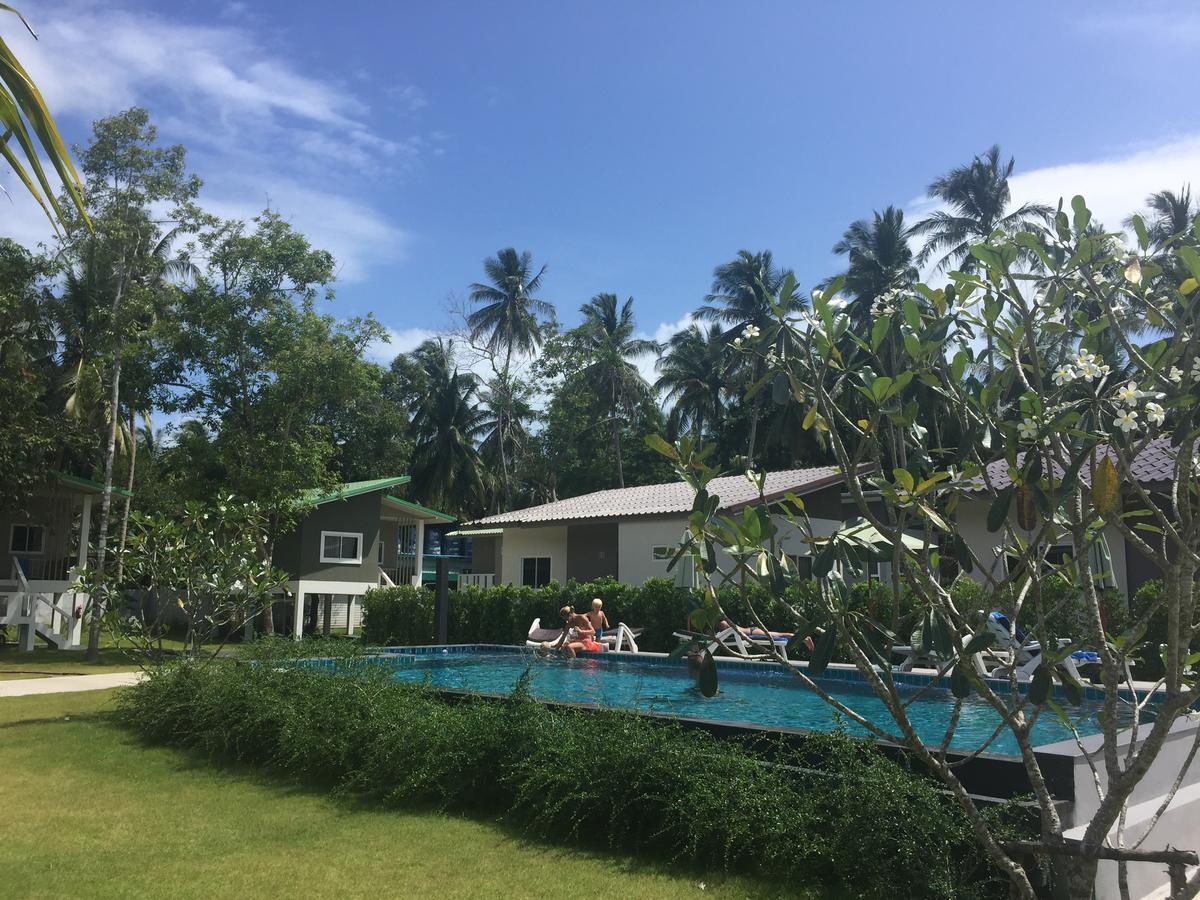 Wanpratheep Village Kohphangan Ban Madua Wan Buitenkant foto